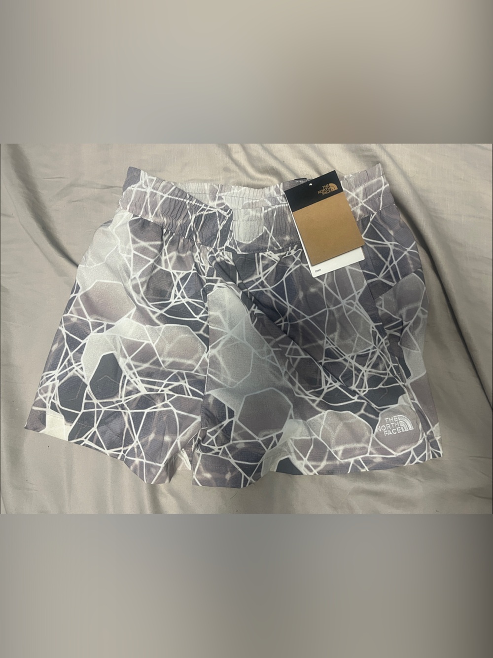 The North Face women’s Gray Pathfinder shorts nwt